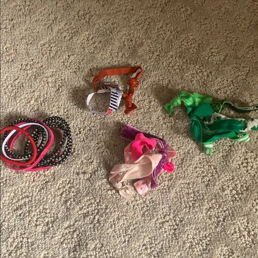 Never worn patterned hair ties